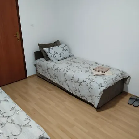 Lejlighed Topsan Prenociste *